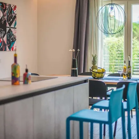 Beau Blue Villa *